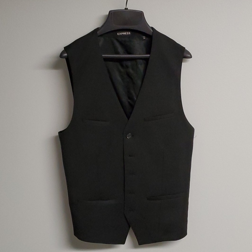 Express extra-small vest